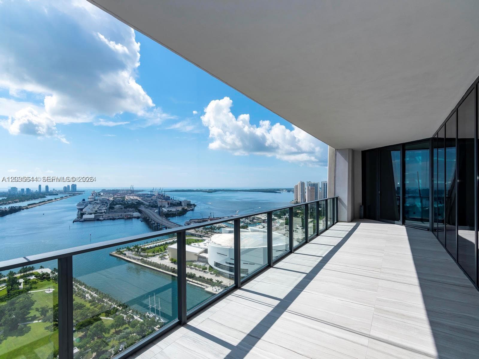 1000 Biscayne Blvd # 4802, Miami, FL 33132 — zdjęcie 2