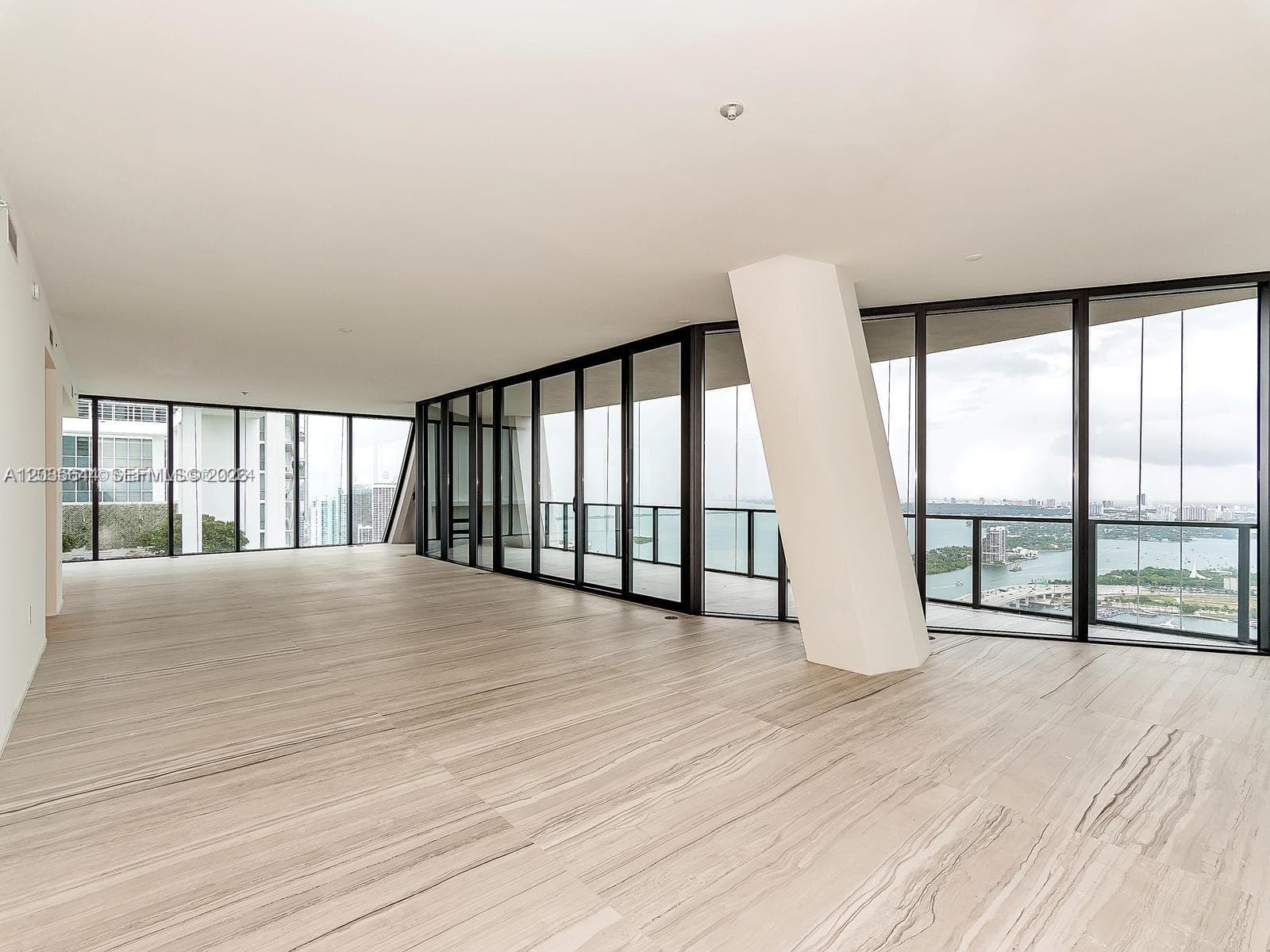 1000 Biscayne Blvd # 4802, Miami, FL 33132 — zdjęcie 4
