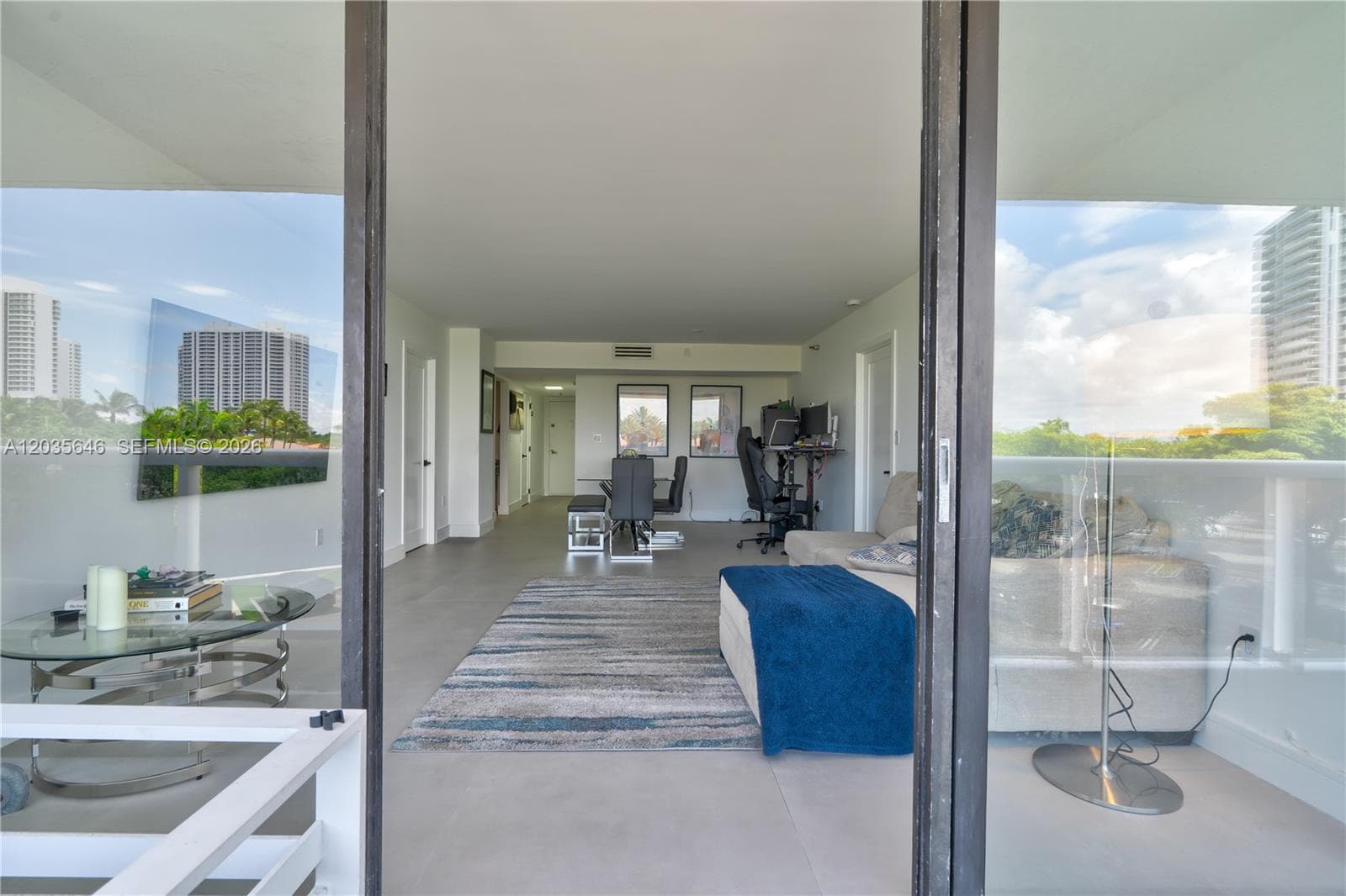 20505 E Country Club Dr # 331, Aventura, FL 33180 — zdjęcie 5