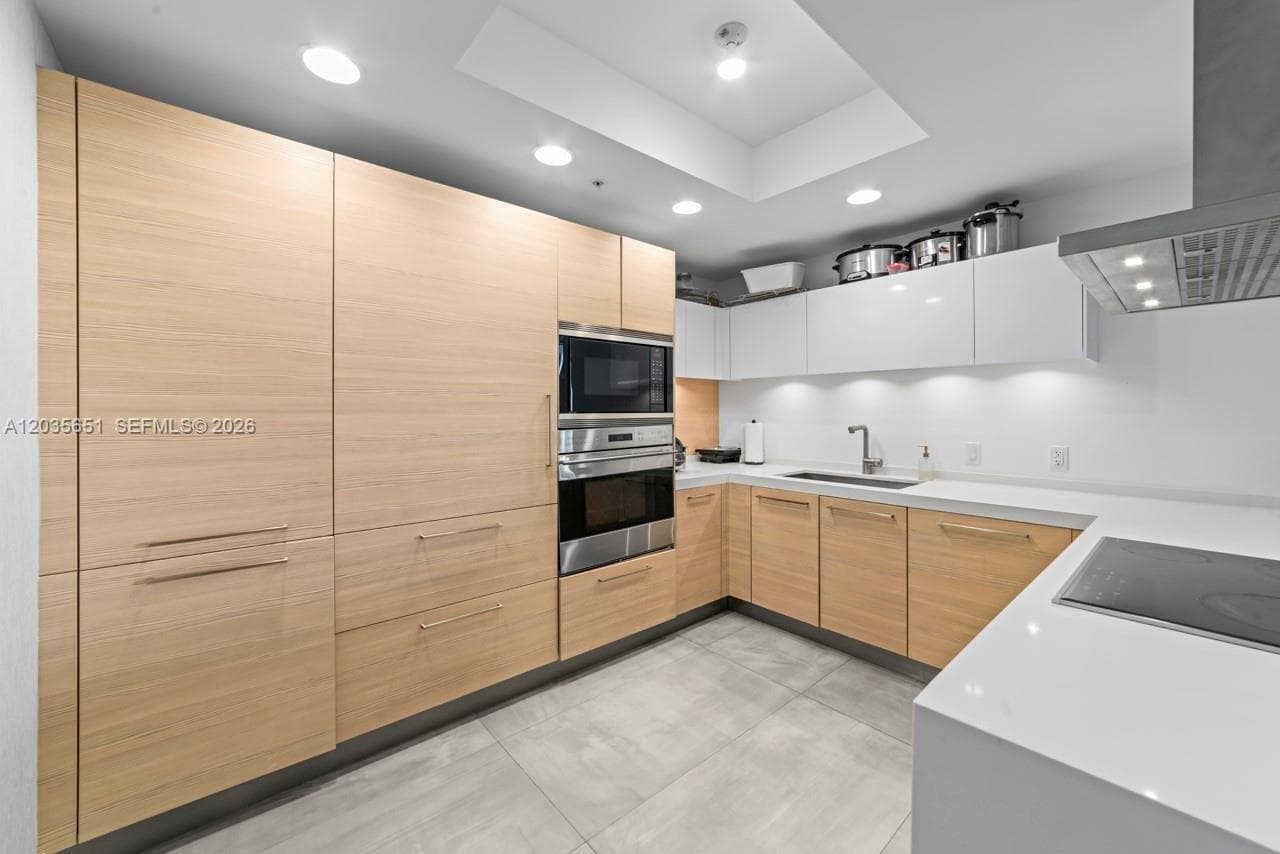 17111 Biscayne Blvd # 503, North Miami Beach, FL 33160 — zdjęcie 3