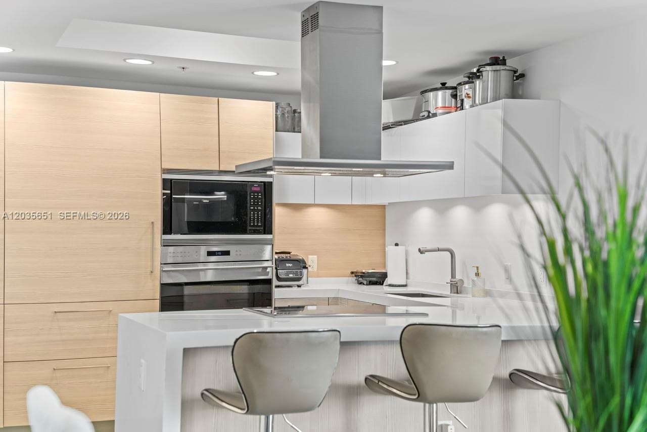 17111 Biscayne Blvd # 503, North Miami Beach, FL 33160 — zdjęcie 4
