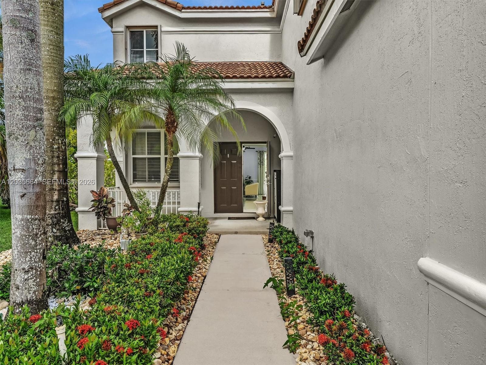 1581 Winterberry Ln, Weston, FL 33327 — zdjęcie 3