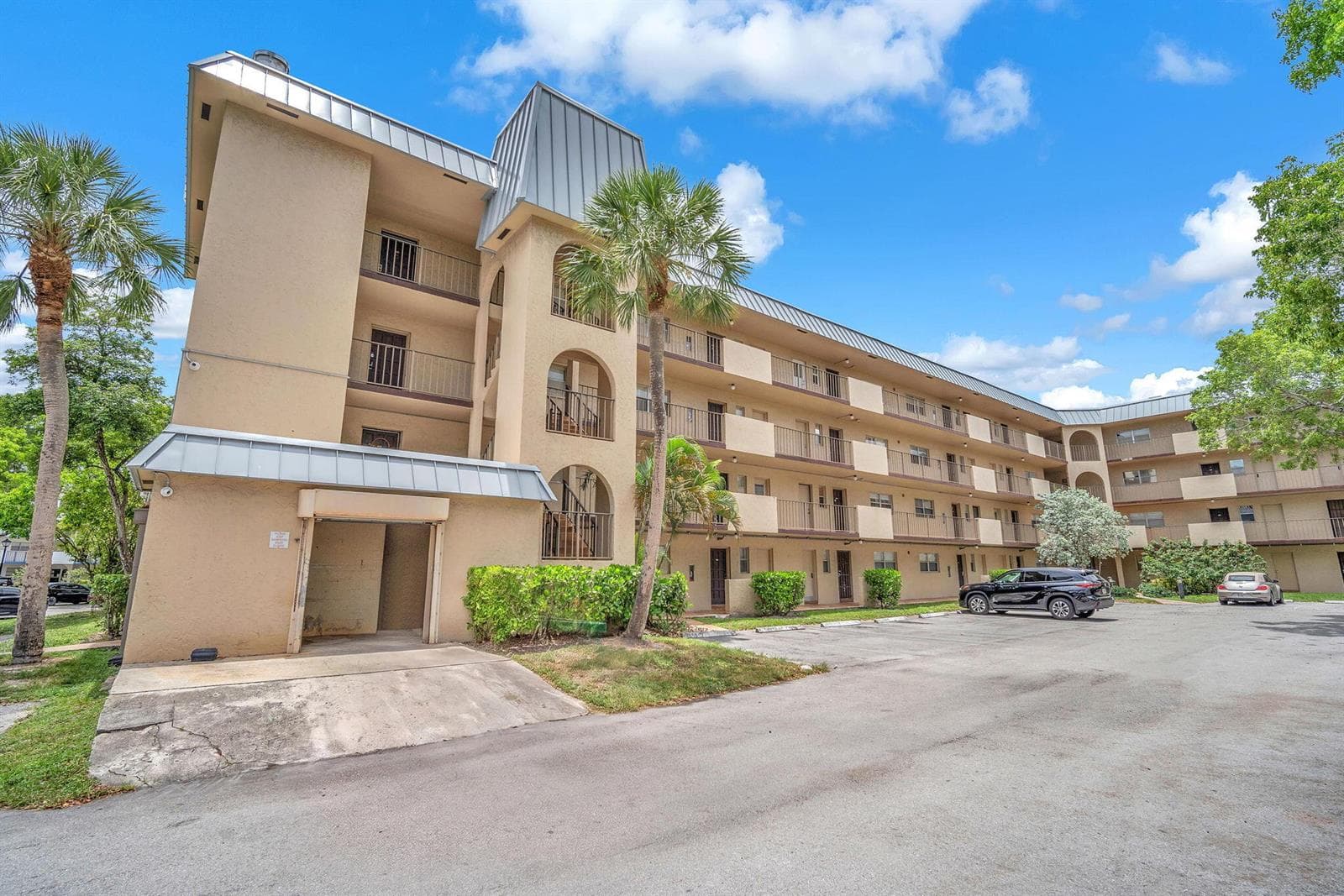 6361 N Falls Cir Drive # 408, Lauderhill, FL 33319 — zdjęcie 2