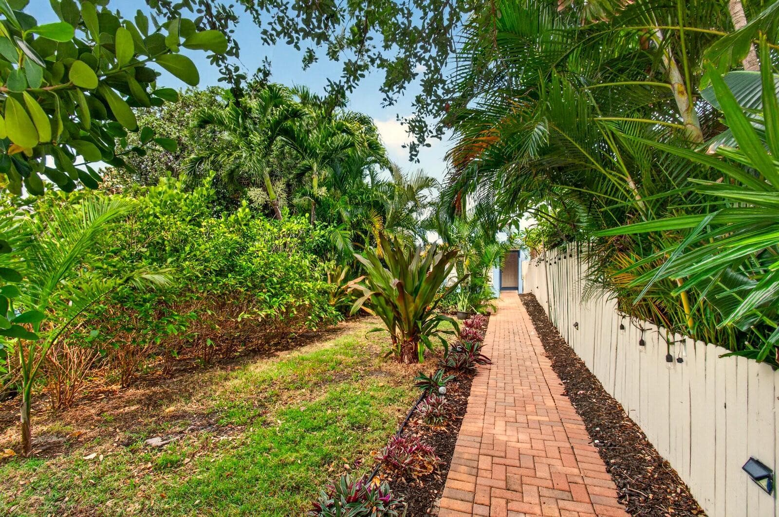 227 N M Street, FL 33460 — zdjęcie 2