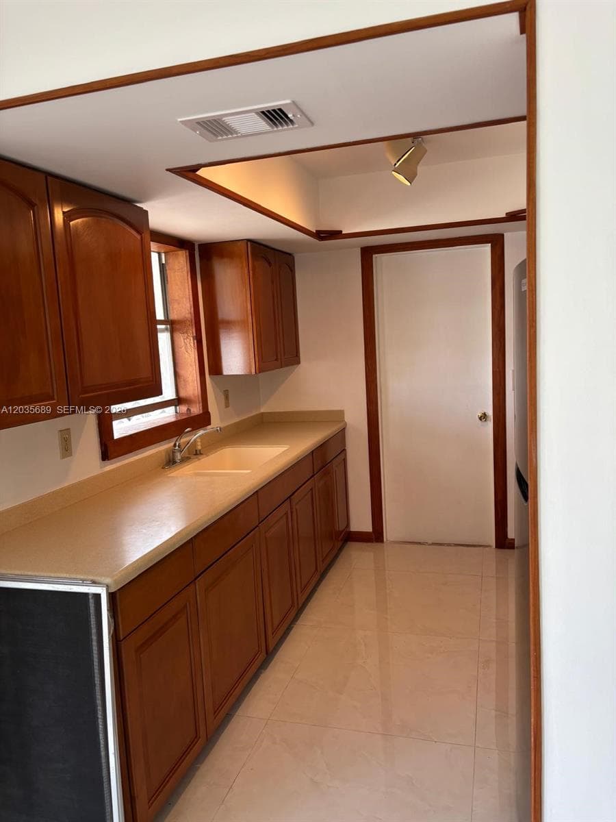 1781 SE Fairfield St, Port St. Lucie, FL 34983 — zdjęcie 3