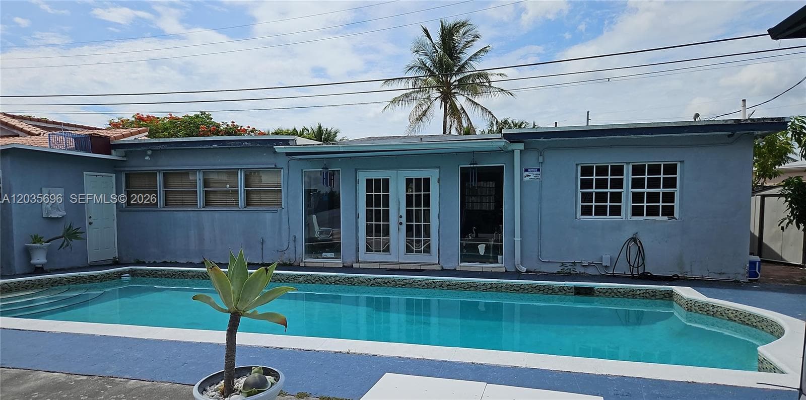 6895 Tamiami Canal Rd, Miami, FL 33126 — zdjęcie 2
