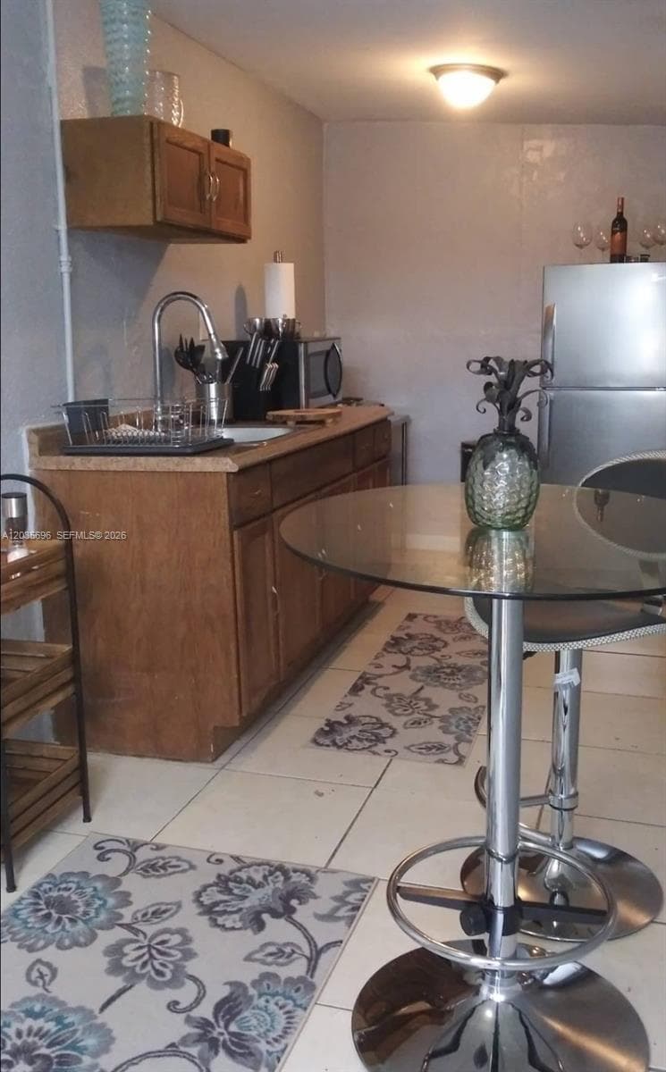 6895 Tamiami Canal Rd, Miami, FL 33126 — zdjęcie 4