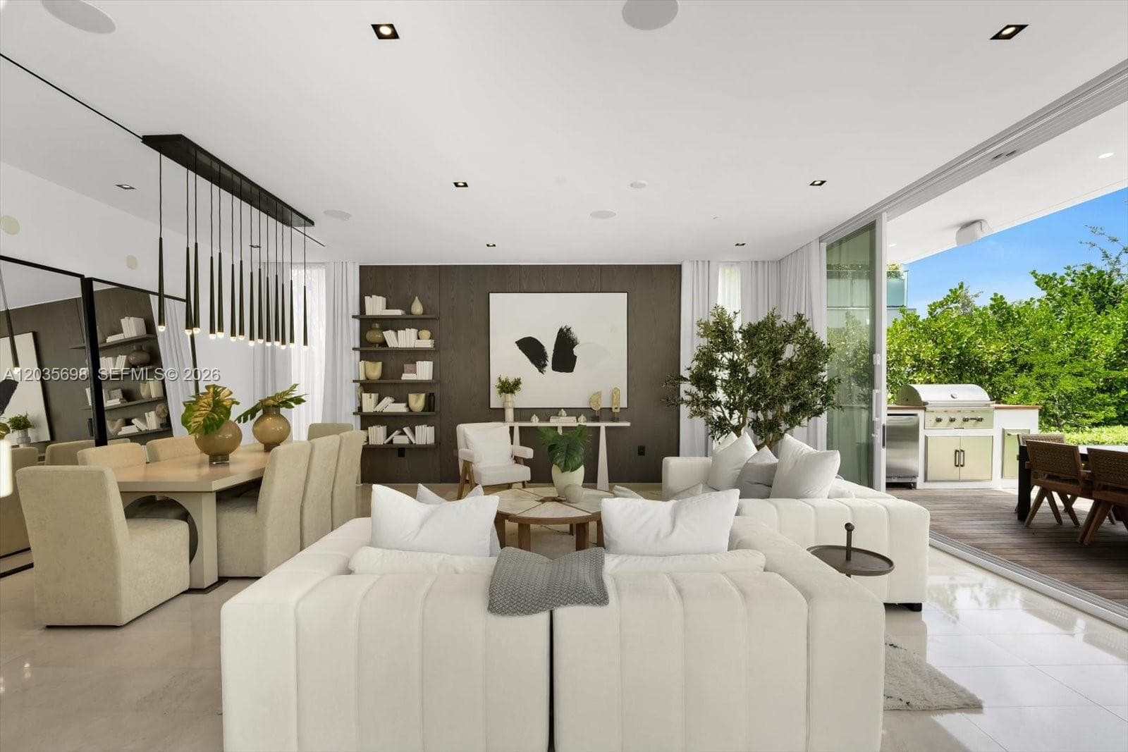 810 W 47 CT, Miami Beach, FL 33140 — zdjęcie 3