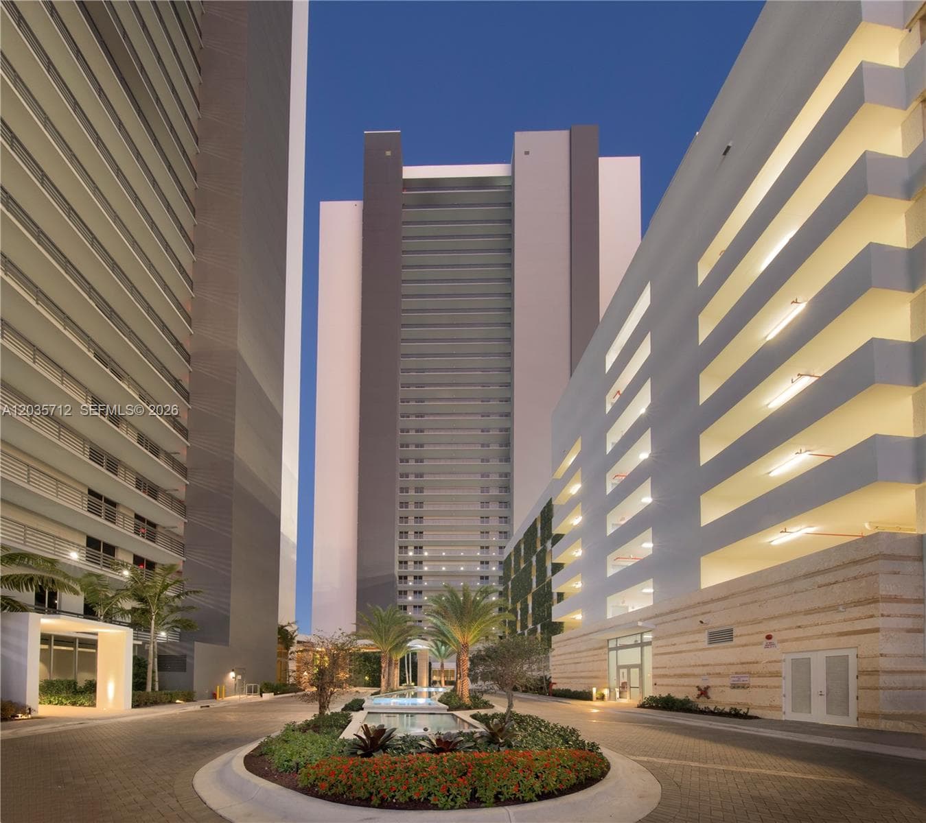 16385 Biscayne Blvd # 519, North Miami Beach, FL 33160 — zdjęcie 3