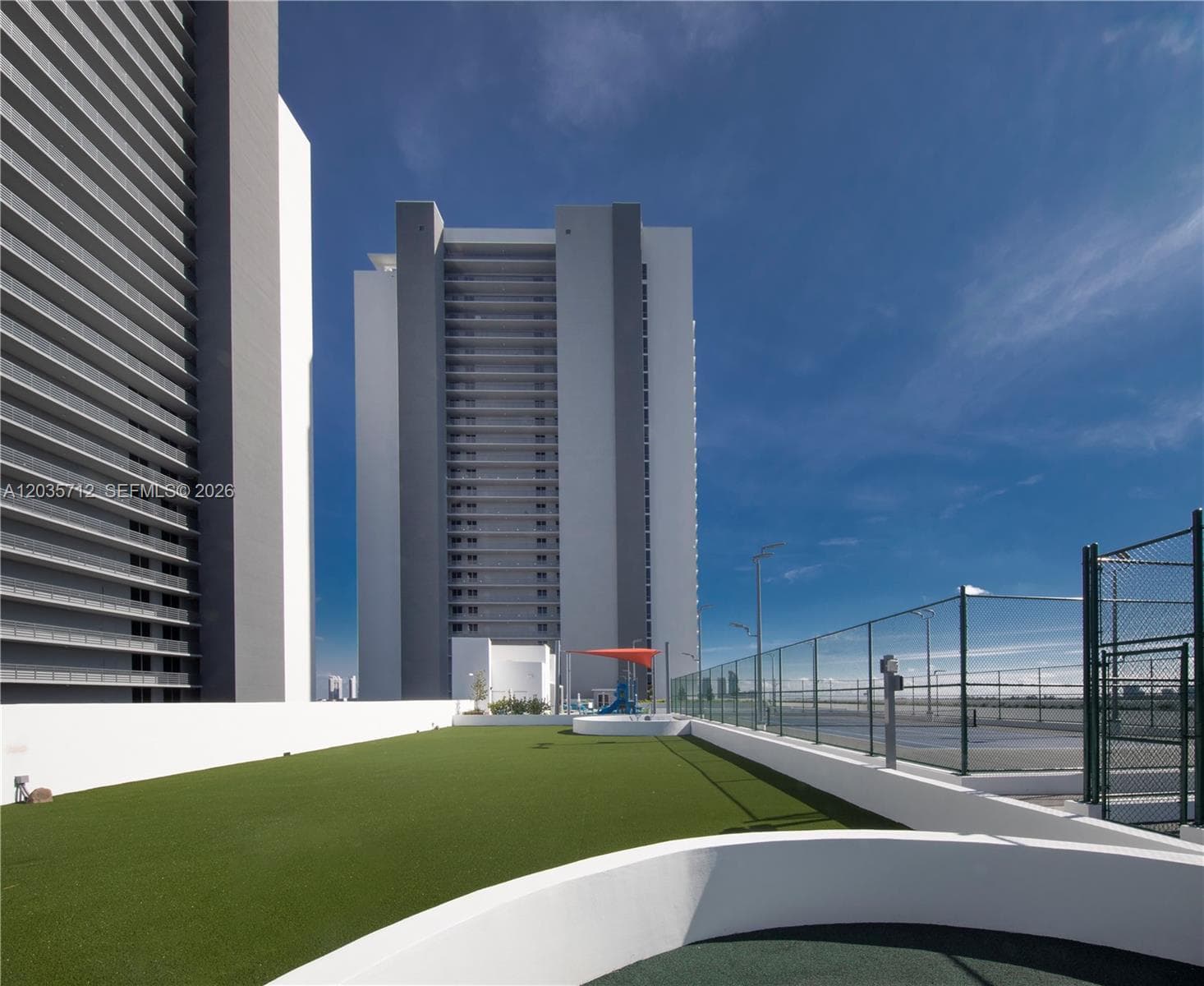 16385 Biscayne Blvd # 519, North Miami Beach, FL 33160 — zdjęcie 5