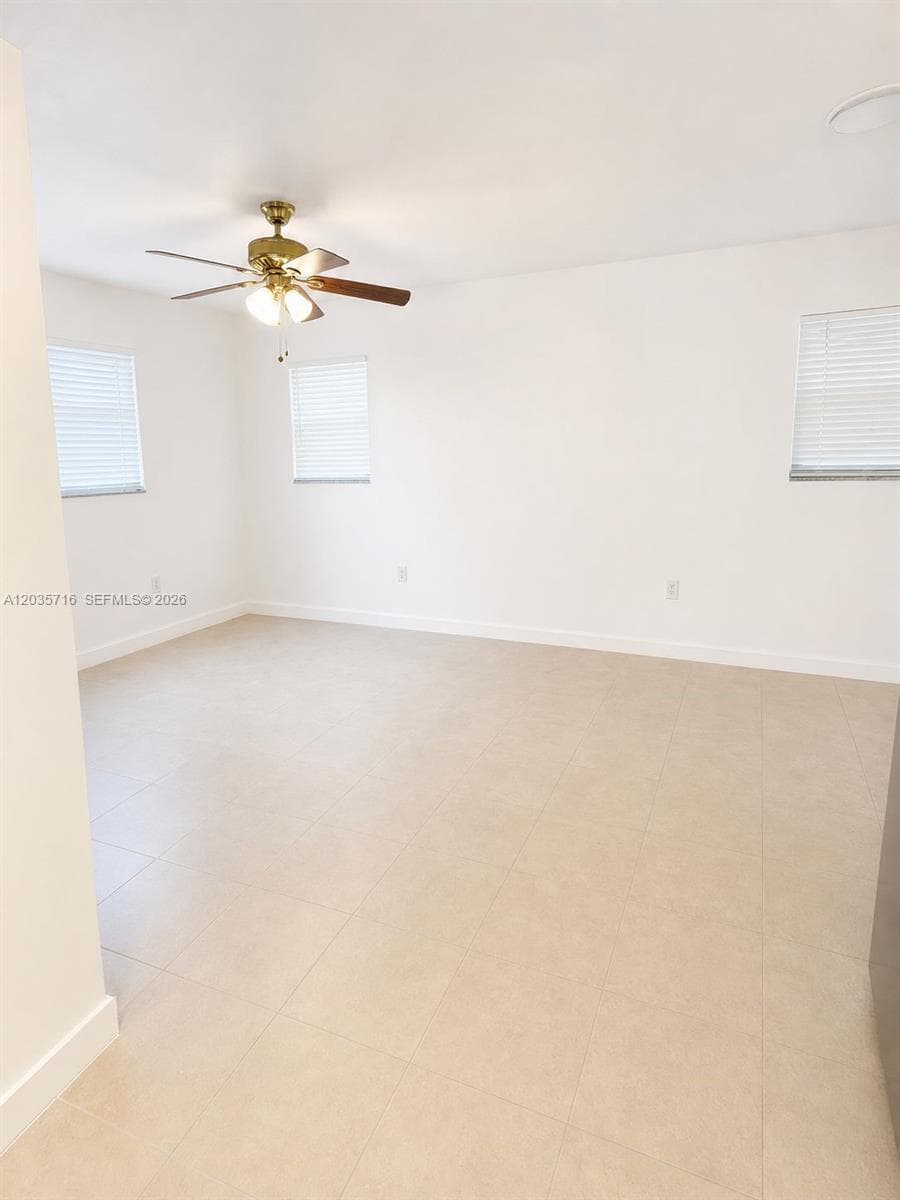 6228 NW 4th Ave # 2, Miami, FL 33150 — zdjęcie 4