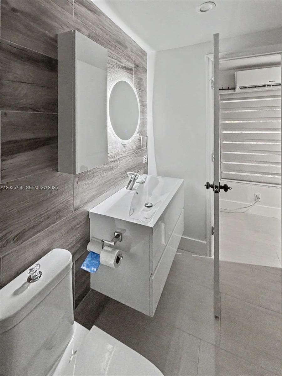 960 NE 146th St, North Miami, FL 33161 — zdjęcie 3