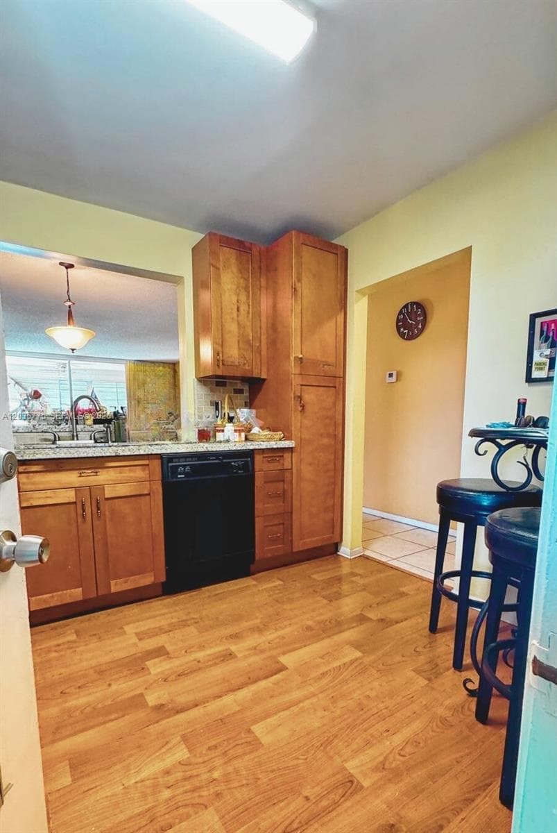 1024 SE 3rd Ave # 304, Dania Beach, FL 33004 — zdjęcie 4