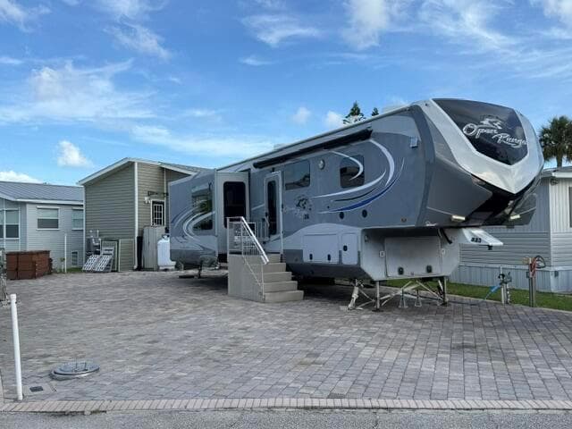 883 Nettles Boulevard, Jensen Beach, FL 34957 — zdjęcie 2