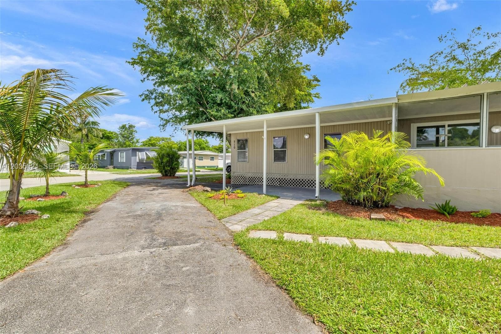 710 NW 217th Way, Pembroke Pines, FL 33029 — zdjęcie 2