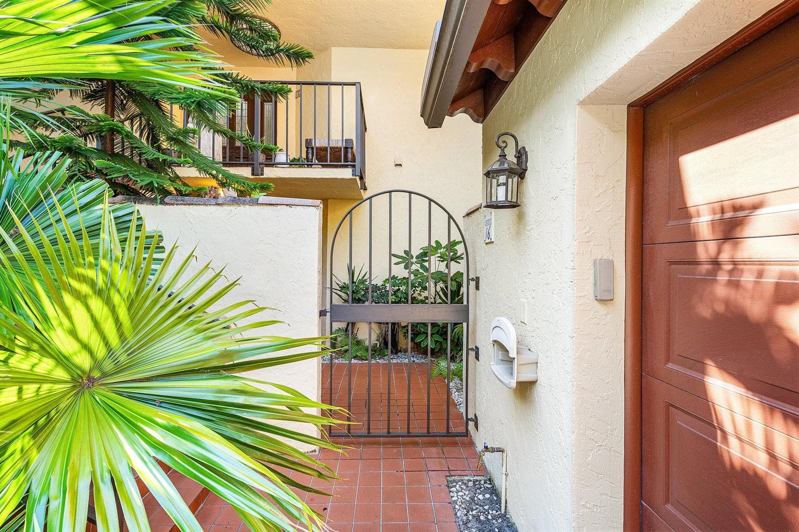 16 Via Lago, Boynton Beach, FL 33435 — zdjęcie 4