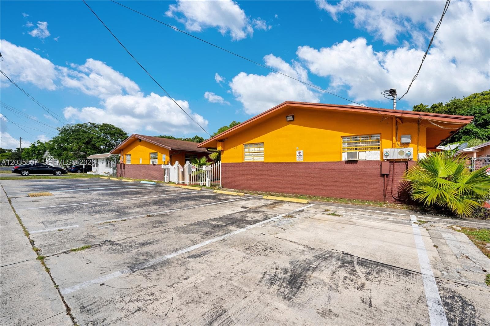 129-131 SE 5th St, Hallandale Beach, FL 33009 — zdjęcie 5