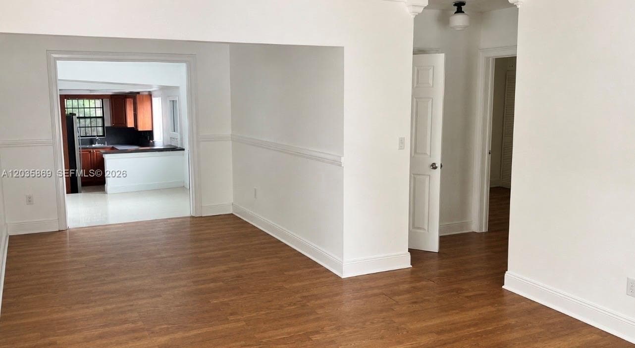 325 NW 56th St, Miami, FL 33127 — zdjęcie 3