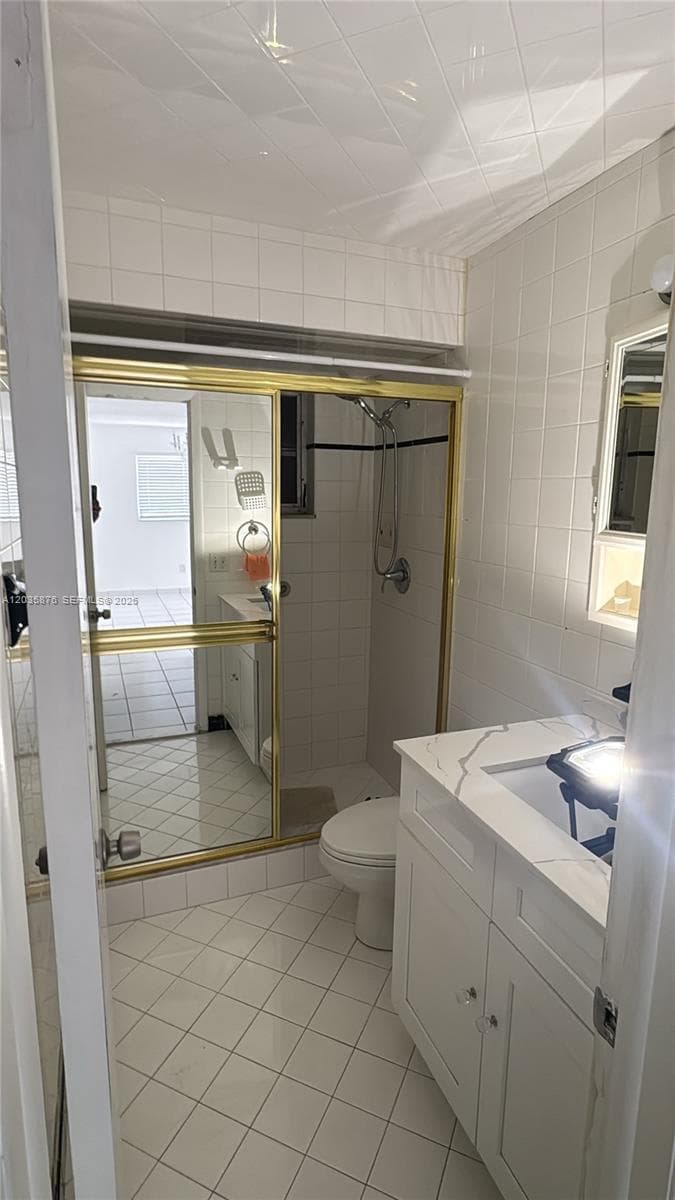 830 W 75th St # 1, Hialeah, FL 33014 — zdjęcie 5