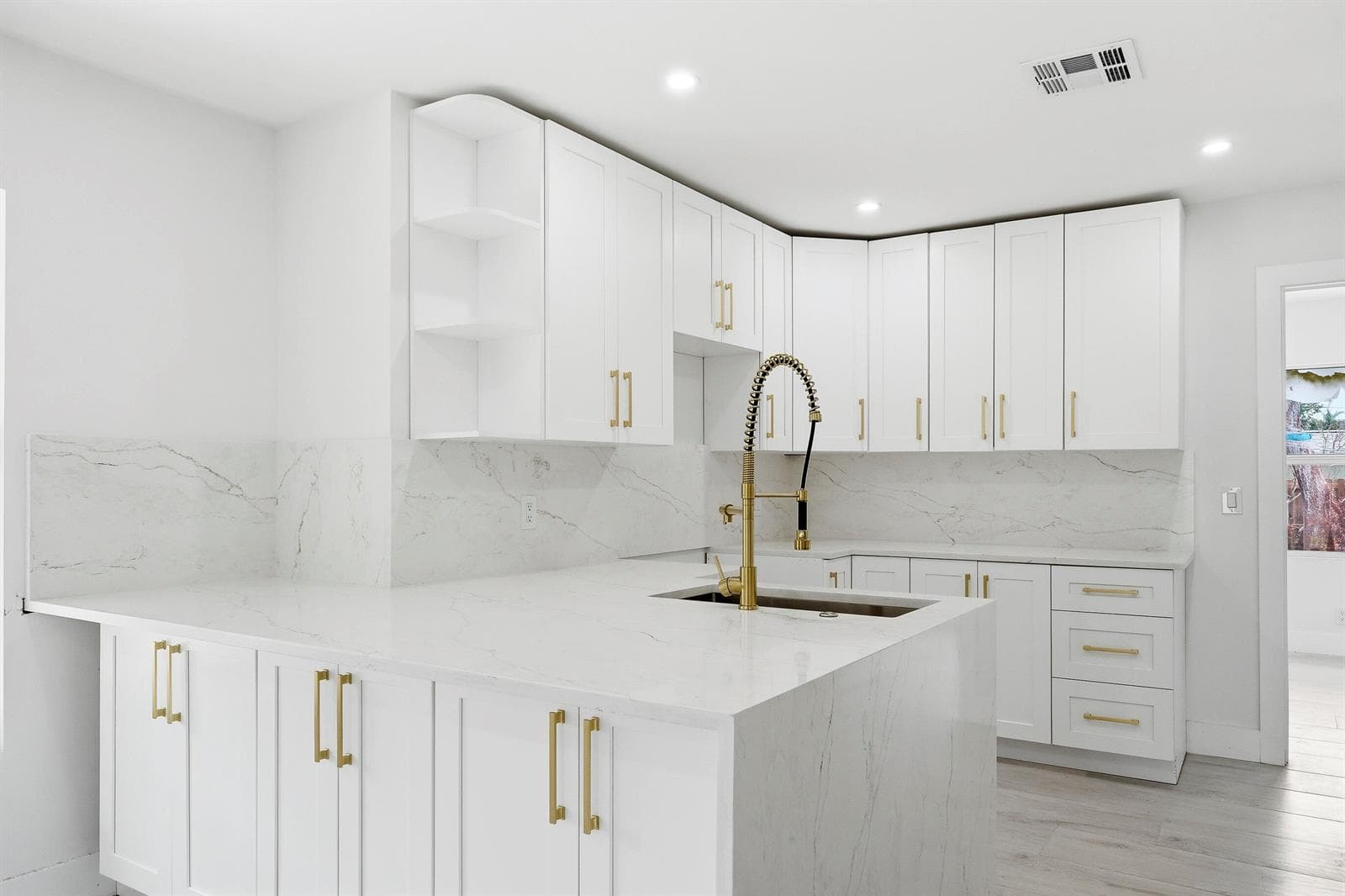 216 NE 23rd Avenue, Pompano Beach, FL 33062 — zdjęcie 5