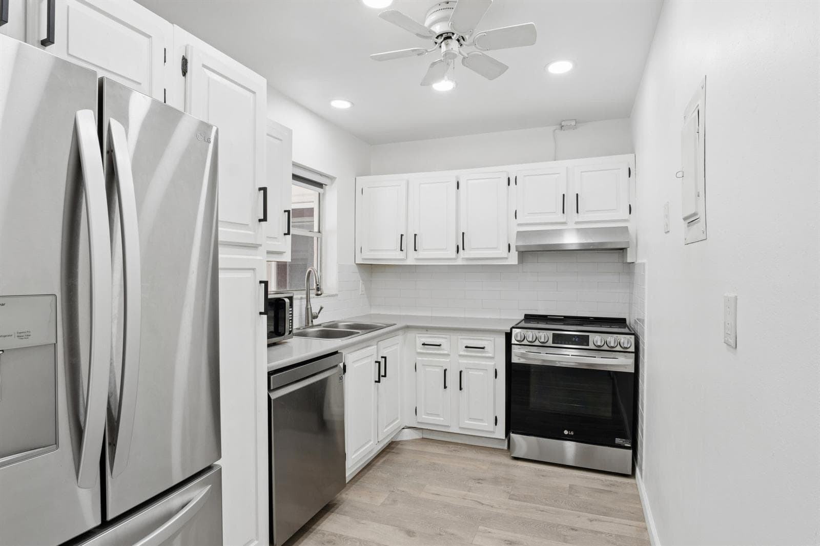 180 Lake Frances Drive, West Palm Beach, FL 33411 — zdjęcie 5