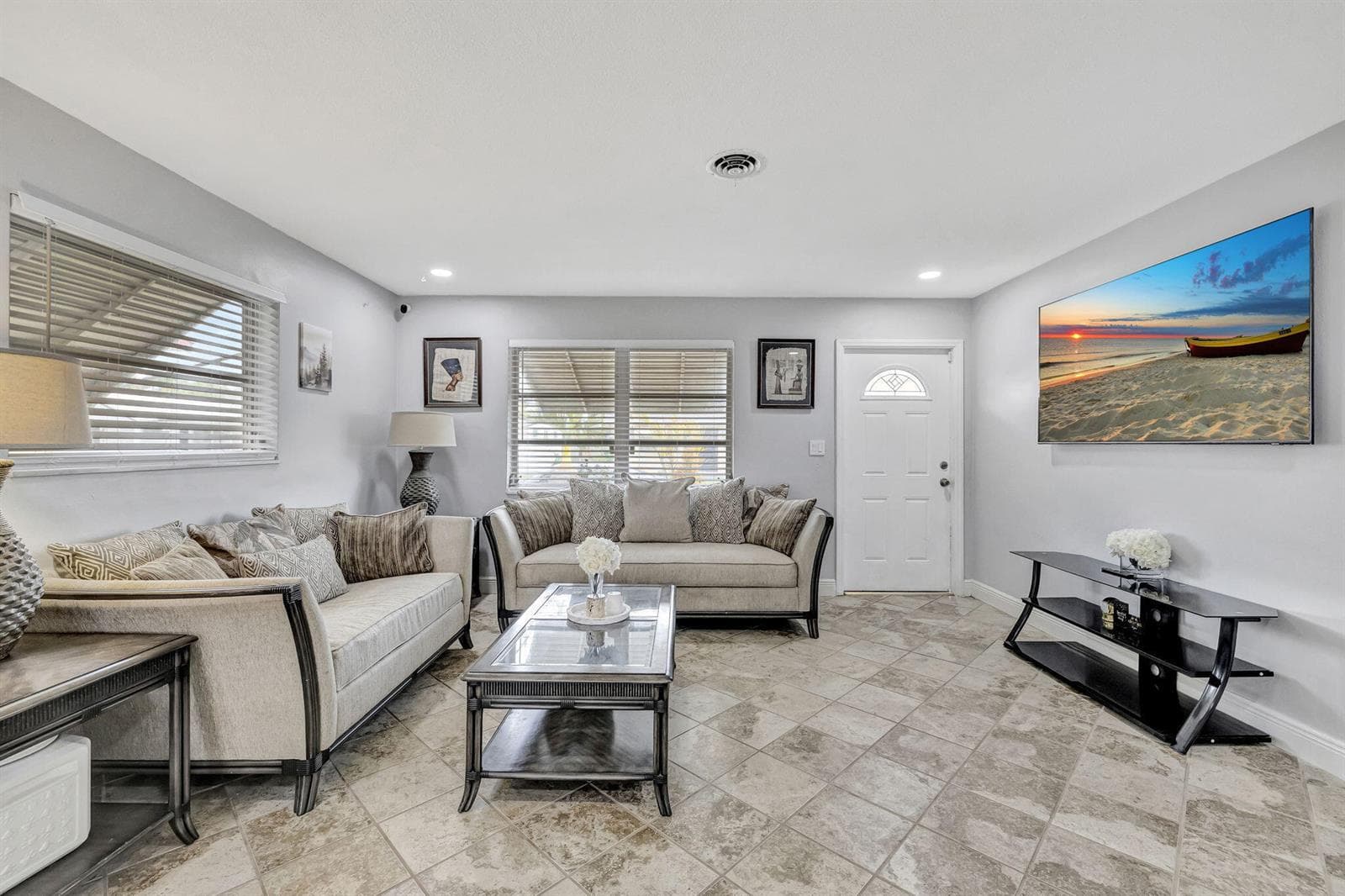 4901 NW 27th Way, Tamarac, FL 33309 — zdjęcie 3