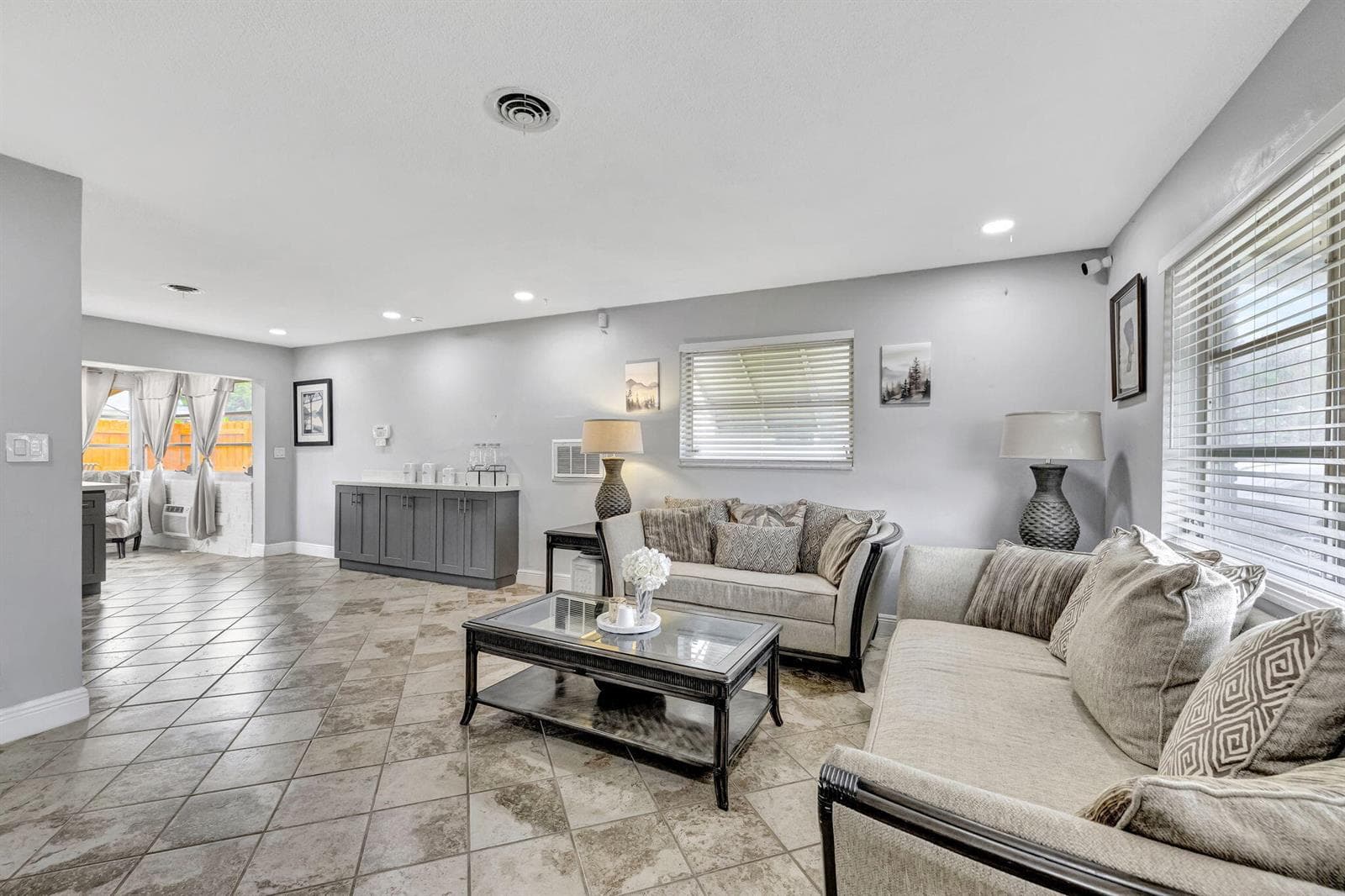 4901 NW 27th Way, Tamarac, FL 33309 — zdjęcie 5