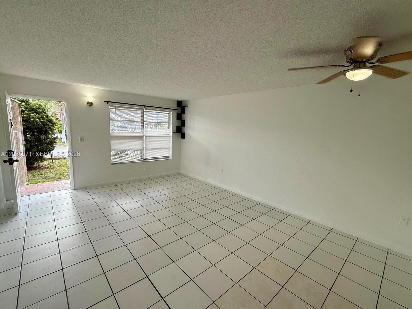 291 NW 177th St # C-107, Miami Gardens, FL 33169 — zdjęcie 2
