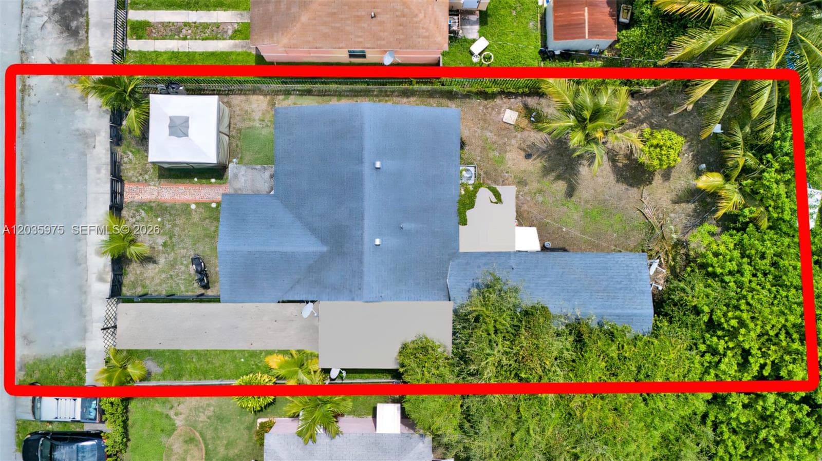 1042 NW 76th St, Miami, FL 33150 — zdjęcie 2
