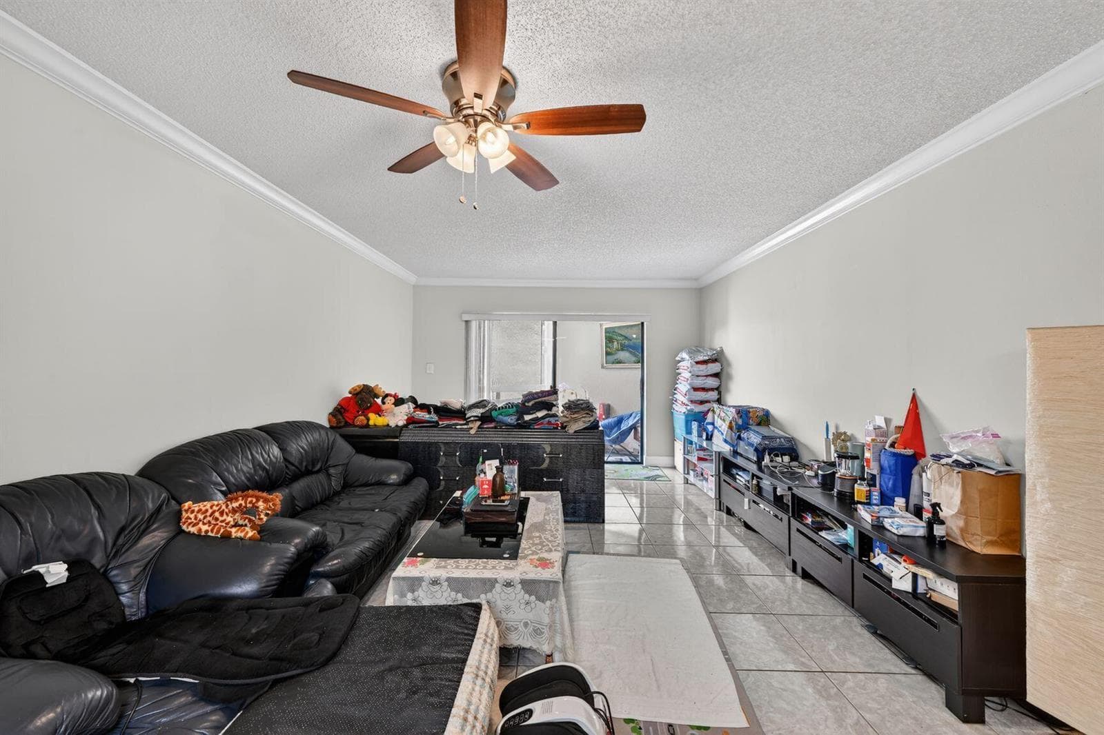 8290 Lake Drive # 305, Doral, FL 33166 — zdjęcie 2
