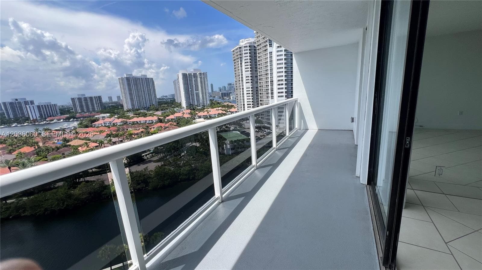 20505 E Country Club Dr # 1639, Aventura, FL 33180 — zdjęcie 2