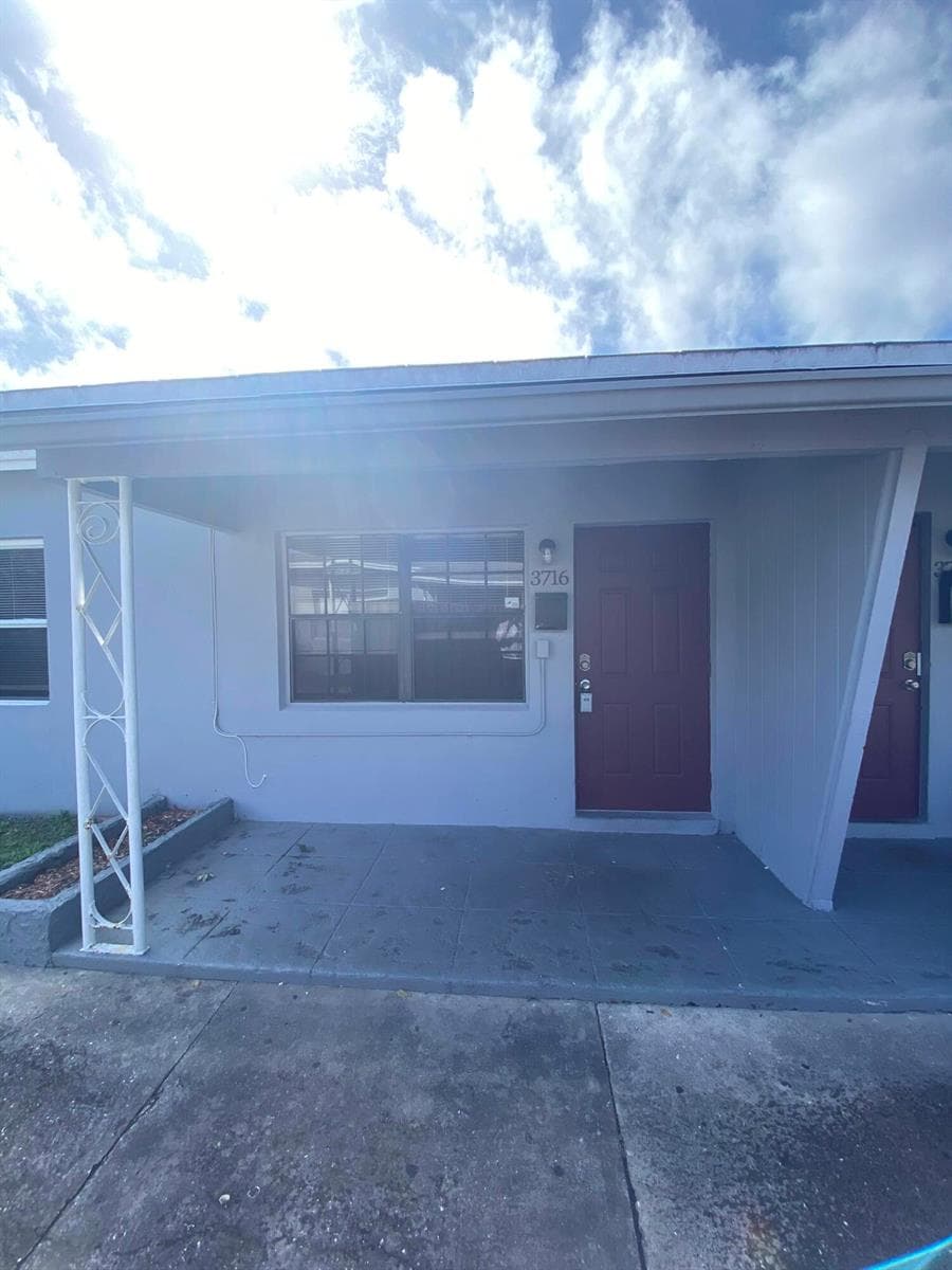 3716 Henry Avenue, West Palm Beach, FL 33405 — zdjęcie 2