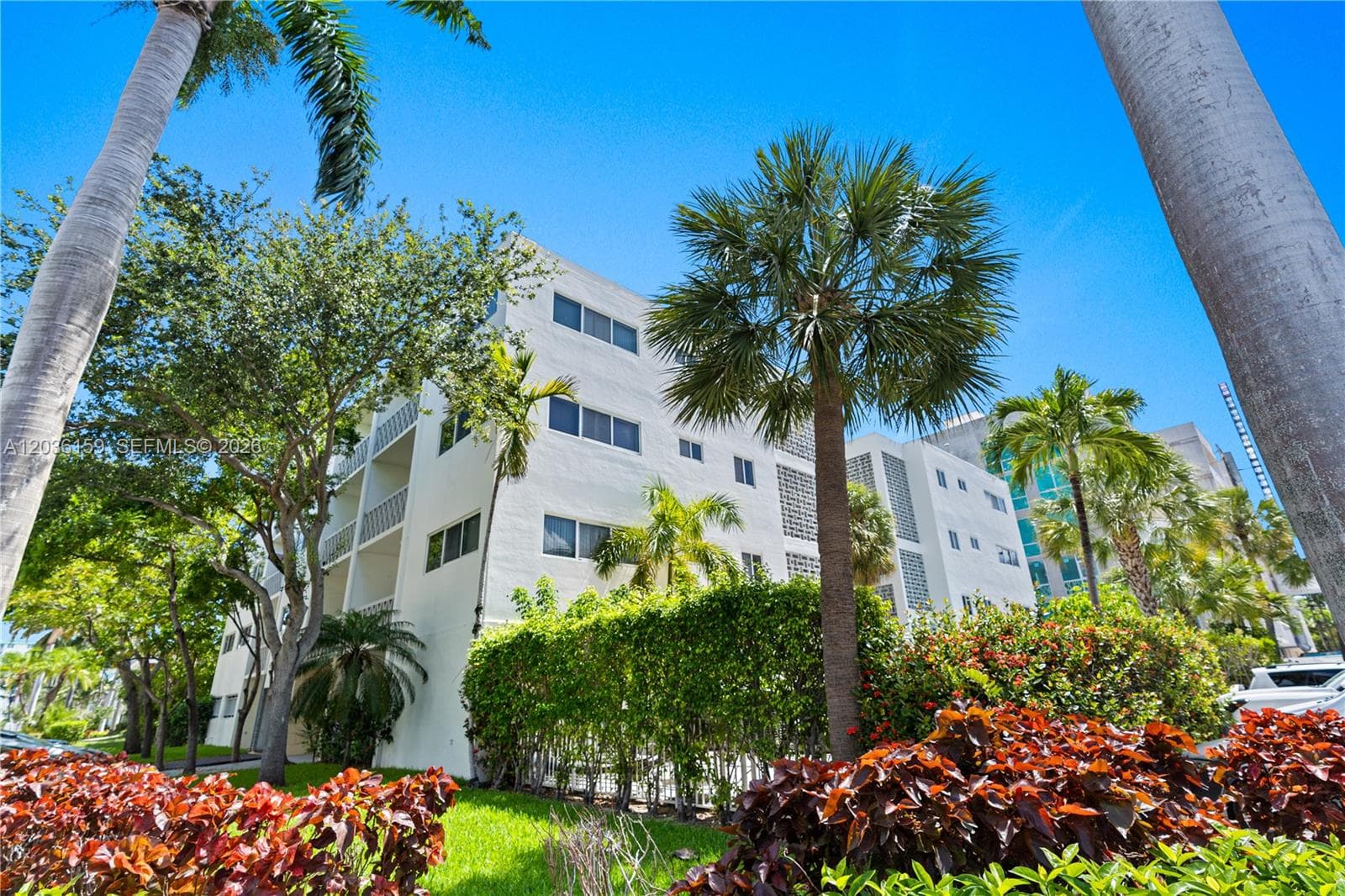 10001 W Bay Harbor Dr # 202, Bay Harbor Islands, FL 33154 — zdjęcie 4
