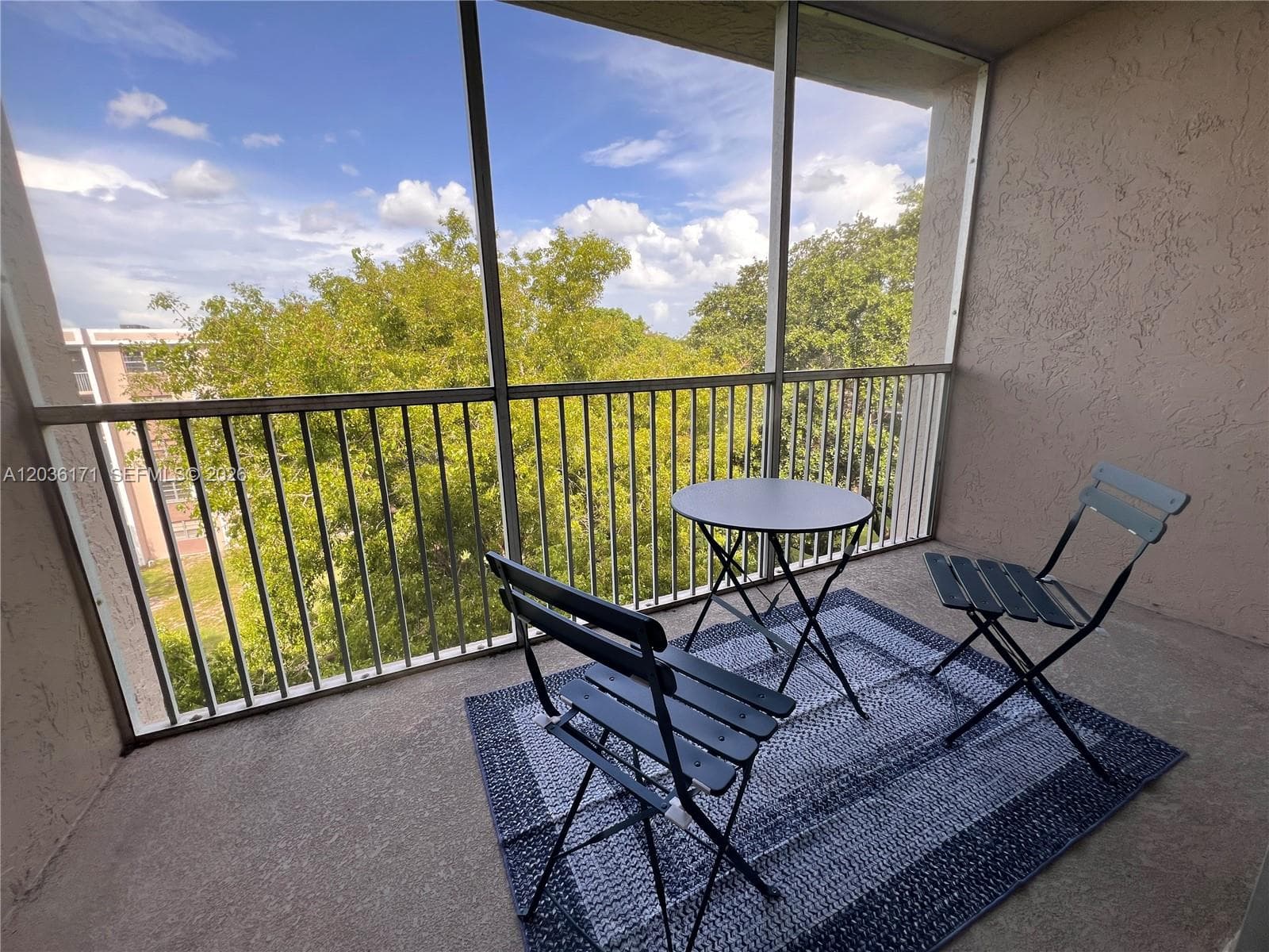 1075 Riverside Dr # 505, Coral Springs, FL 33071 — zdjęcie 2