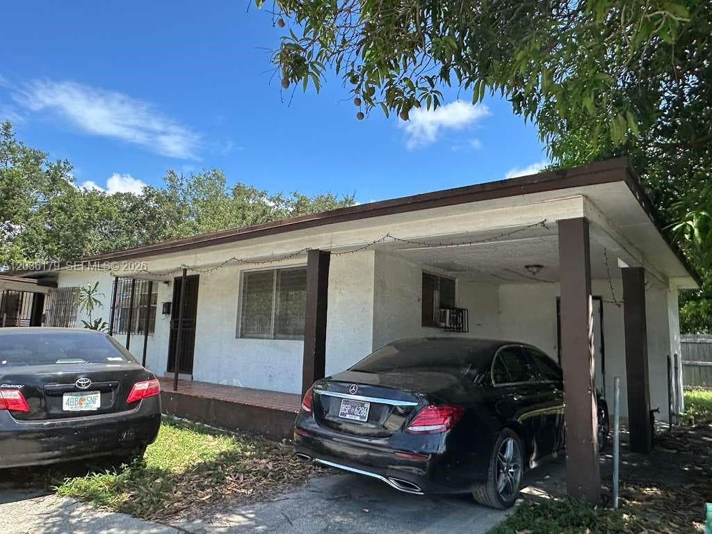 545 NW 81st St, Miami, FL 33150 — zdjęcie 2