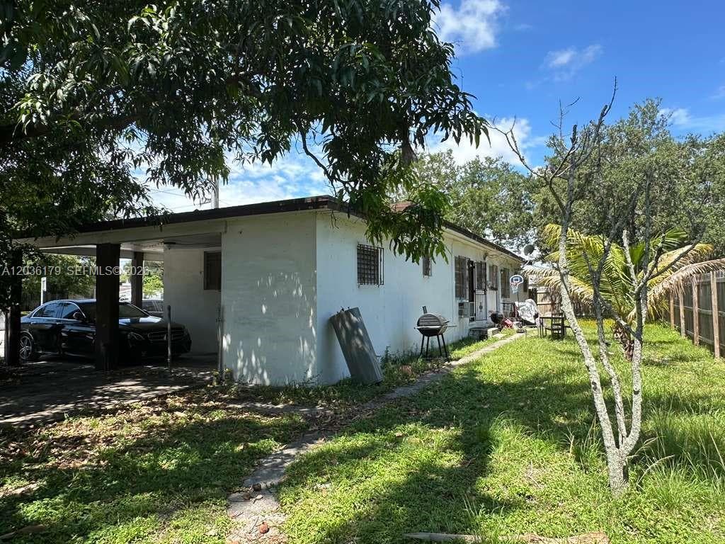 545 NW 81st St, Miami, FL 33150 — zdjęcie 3