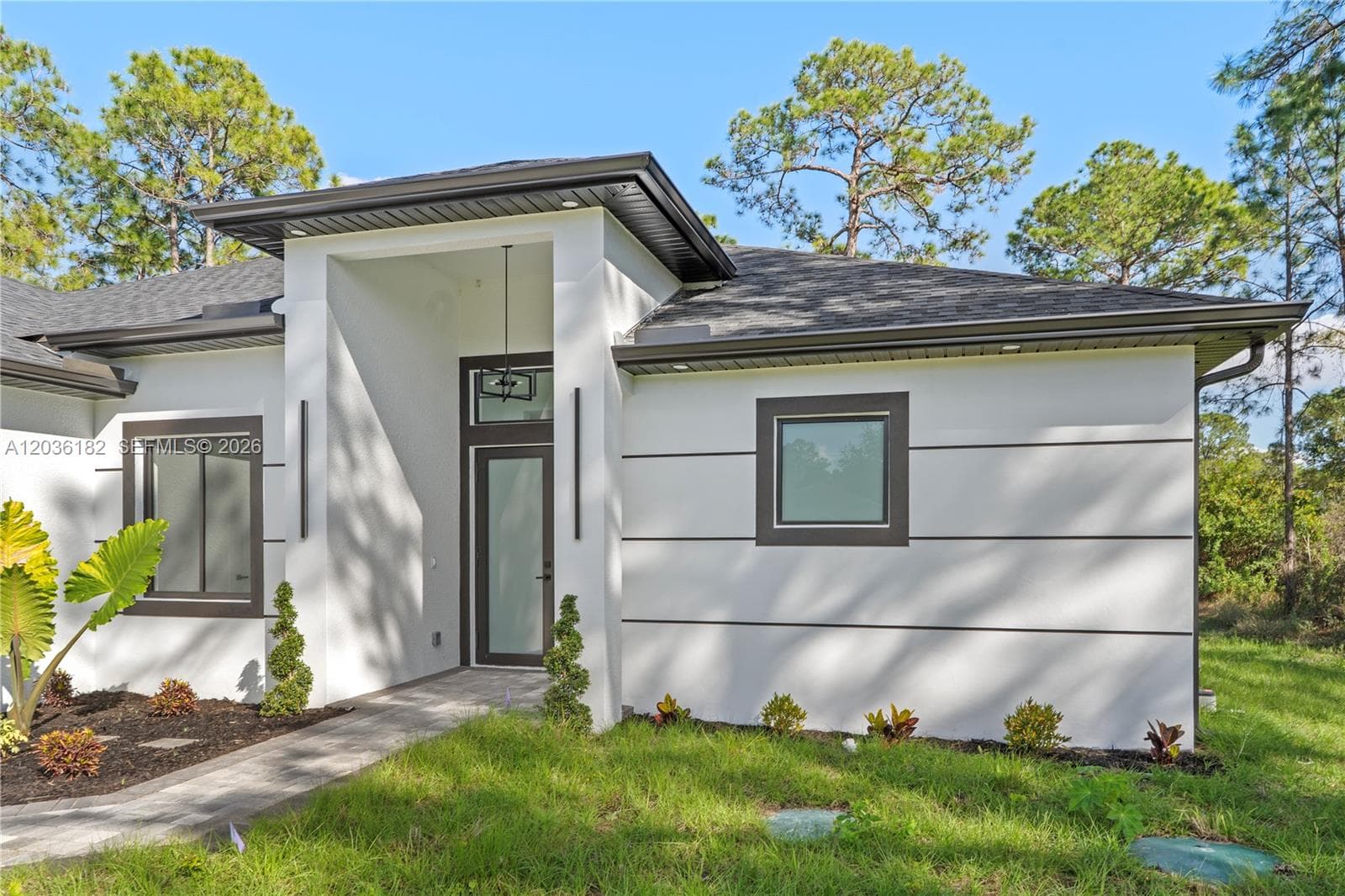 1116 EIGHTH AVE, Lehigh Acres, FL 33972 — zdjęcie 2