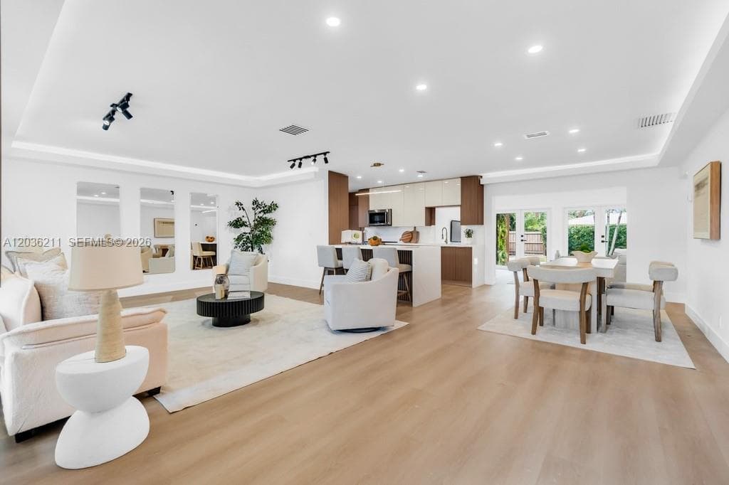 1234 Buchanan St, Hollywood, FL 33019
