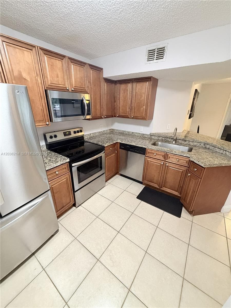 8741 Wiles Rd # 204, Coral Springs, FL 33067 — zdjęcie 3