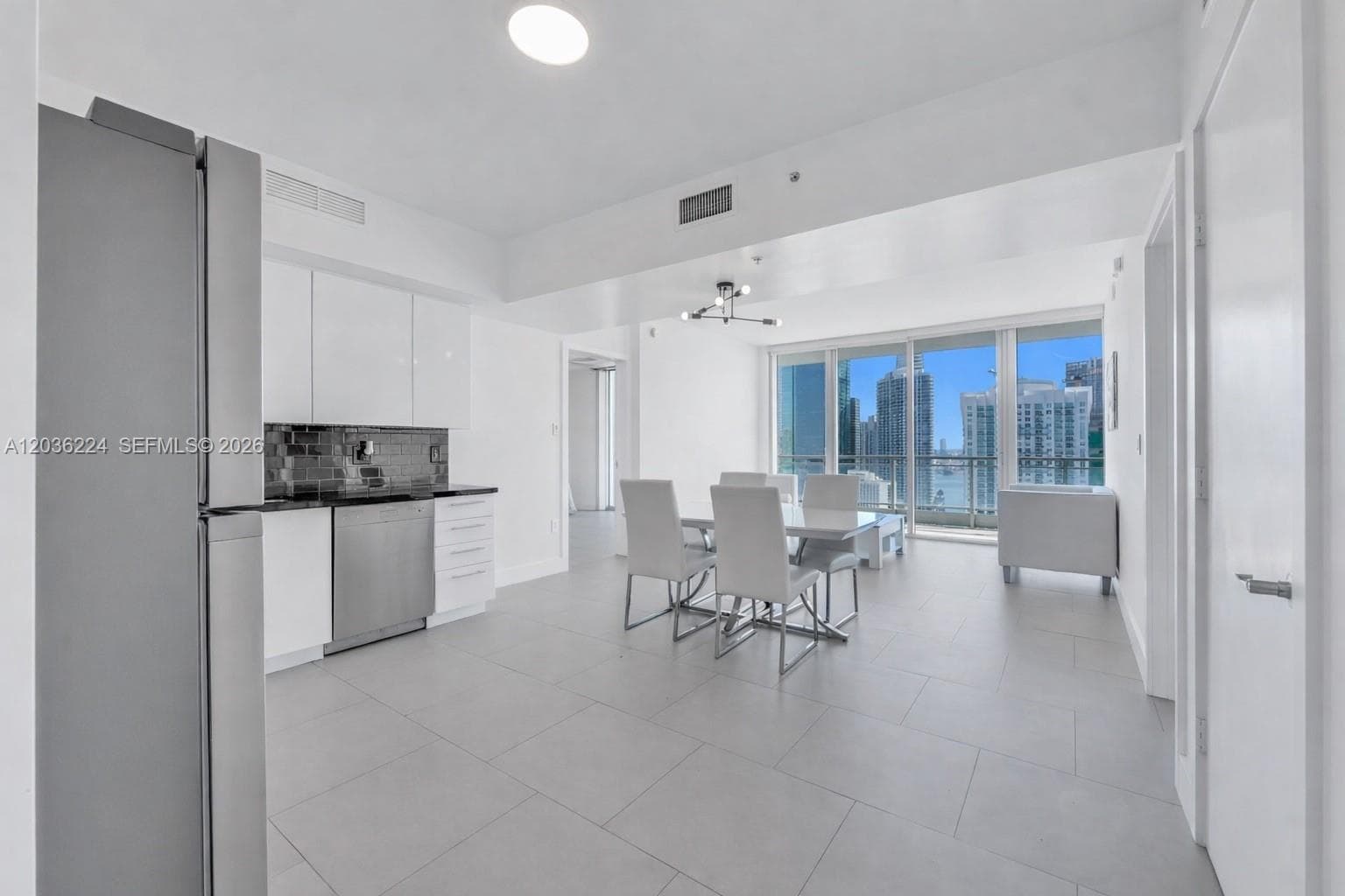 92 SW 3rd St # 3611, Miami, FL 33130 — zdjęcie 5