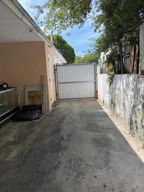 2975 NW 96th Street, Miami, FL 33147 — zdjęcie 2