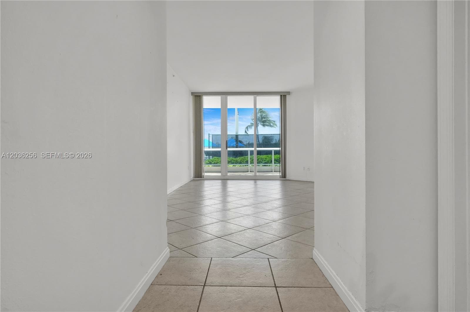 4779 Collins Ave # 506, Miami Beach, FL 33140 — zdjęcie 4