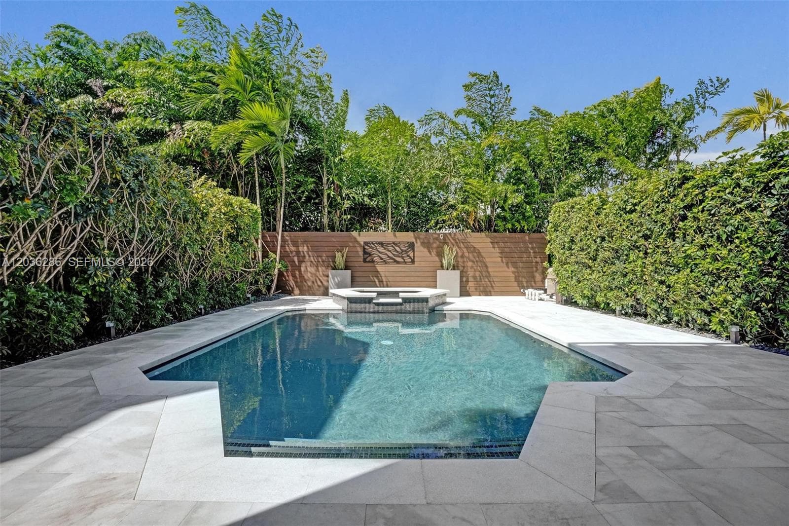 453 SW 5th Ave, Fort Lauderdale, FL 33315 — zdjęcie 4