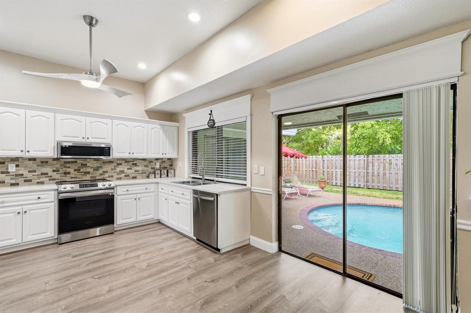 2145 NW 85th Lane, Coral Springs, FL 33071 — zdjęcie 5