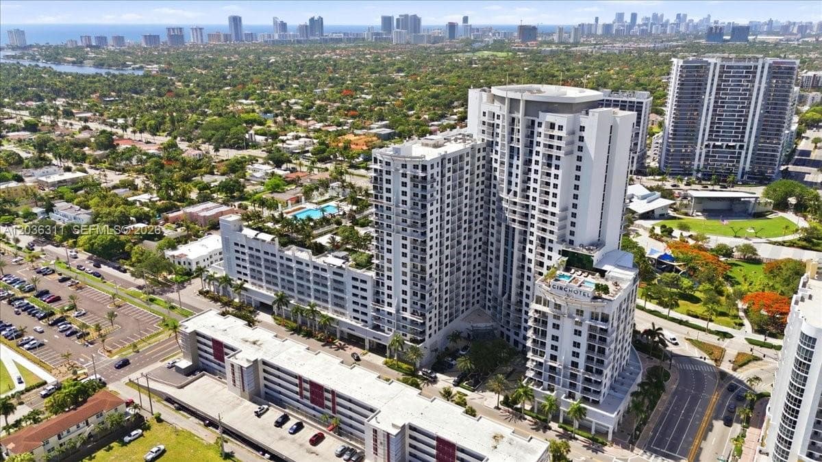 1776 Polk St # 703, Hollywood, FL 33020 — zdjęcie 4