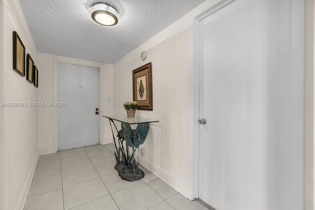 3100 NE 48th St # 212, Fort Lauderdale, FL 33308 — zdjęcie 2