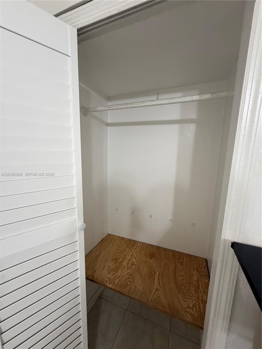 1061 NE 137th St # 1, North Miami, FL 33161 — zdjęcie 4