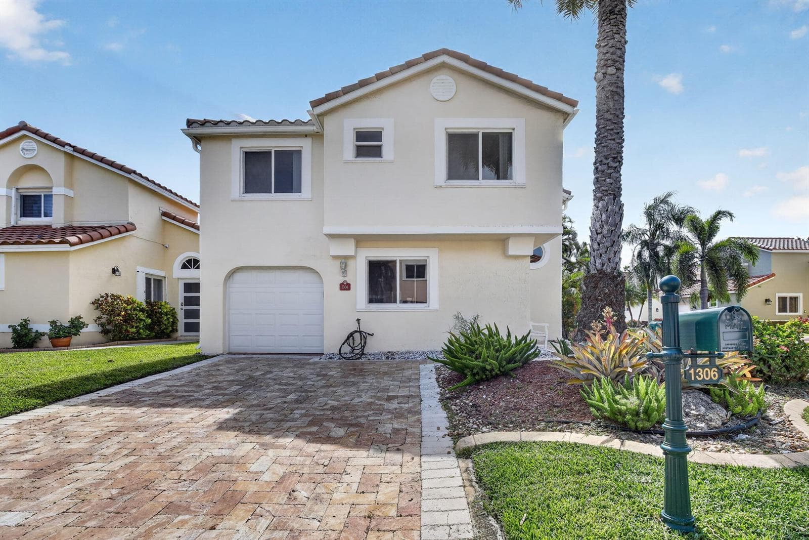 1306 SE 5th Court, Dania Beach, FL 33004 — zdjęcie 2