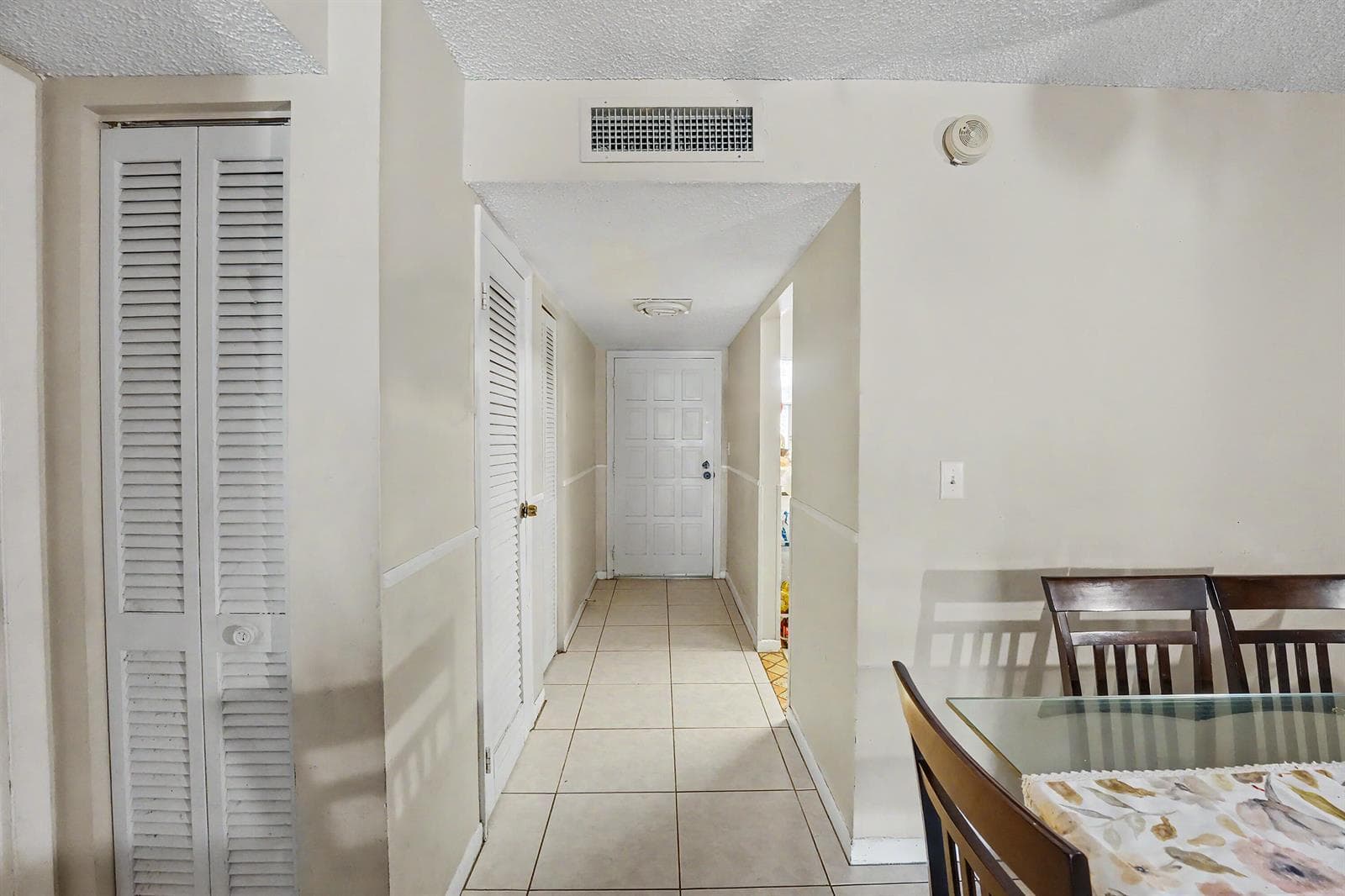 6061 N Falls Cir # 110, Lauderhill, FL 33319 — zdjęcie 3