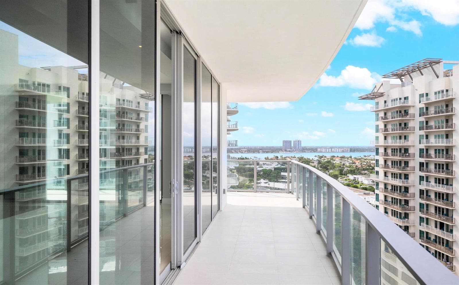 3100 N Ocean Drive # H-1708, Singer Island, FL 33404 — zdjęcie 4
